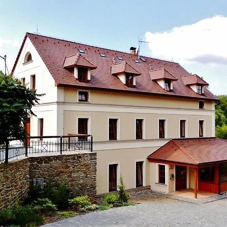 Pension Mlyn Stare Mitrovice Sedlec-Prcice Zewnętrze zdjęcie
