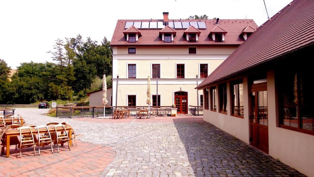 Pension Mlyn Stare Mitrovice Sedlec-Prcice Zewnętrze zdjęcie